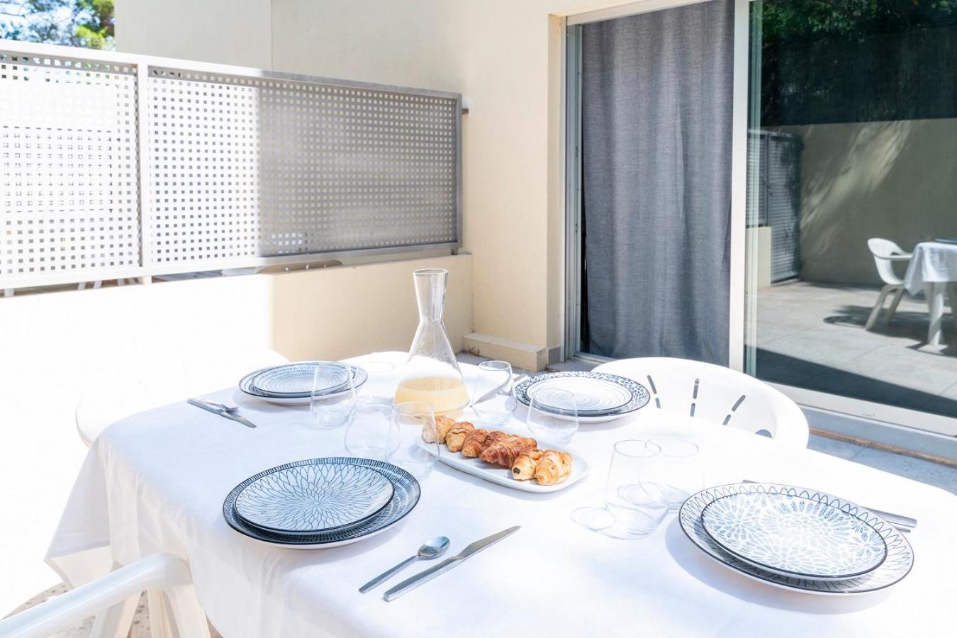 Apartamentos Bravosol Vyb Дения Экстерьер фото